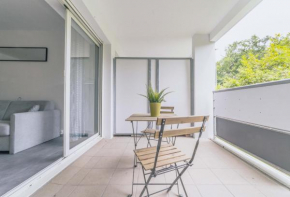 Studio moderne proche commerces